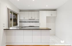 2/27 Harold Street, Glenroy, Vic 3046