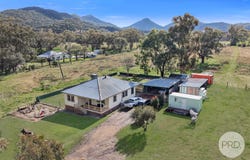 60 Suttons Road, Currabubula, NSW 2342