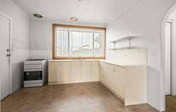 2 Takoma Court, Norlane, Vic 3214