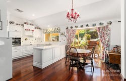 22 Davies Crescent, Gooseberry Hill, WA 6076