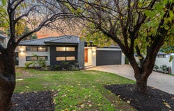 5 Batavia Way, Salter Point, WA 6152