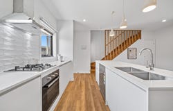 2/62 Cyprus Street, Lalor, Vic 3075
