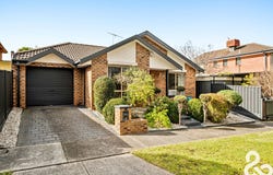 15 Spaniel Court, Mill Park, Vic 3082