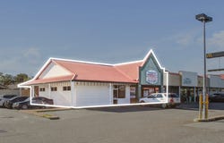 Woodbridge Shopping Centre, Unit 1, 2-4 Elanora Drive, Cooloongup, WA 6168