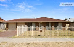 31A Ewart St, Midvale, WA 6056