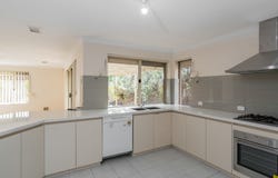 2 Hinkler Loop, Maylands, WA 6051