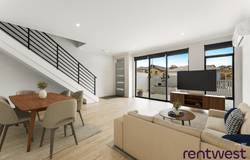 12/2 Crystalline Road, Spearwood, WA 6163
