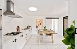 2/27 Bartlett Crescent, Hoppers Crossing, Vic 3029