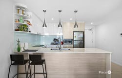 102/24 Haig Street, Coorparoo, Qld 4151