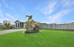 15 Hocking Crescent, Marian, Qld 4753