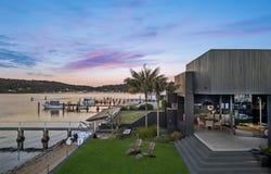 180 Booker Bay Road, Booker Bay, NSW 2257