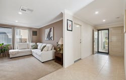 16 Montane Turn, Banksia Grove, WA 6031
