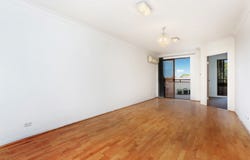 3/5 Railway Parade, Hurstville, NSW 2220