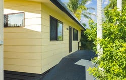 6 Crescent Street, Urangan, Qld 4655