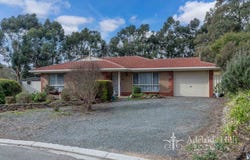 7 Giles Thorpe Crescent, Mount Pleasant, SA 5235