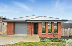 15 Vivian Drive, Rokeby, Tas 7019