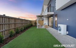 82/1 Lake Serenity Boulevard, Helensvale, Qld 4212