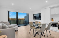 7 Hibiya Way, Clyde North, Vic 3978
