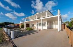 15 Bluewater Parade, Bowen, Qld 4805