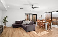 6 Isle Avenue, Armstrong Creek, Vic 3217