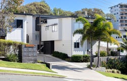 2/16 Upper Gay Terrace, Kings Beach, Qld 4551