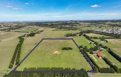15 McGregor Road, Gisborne, Vic 3437