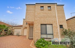 2/3 Stanbury Crescent, Morley, WA 6062