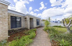 81 Cook Avenue, Hillarys, WA 6025