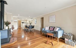 60 The Avenue, Armidale, NSW 2350