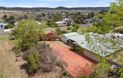 5 Paspalum Court, Meringandan West, Qld 4352