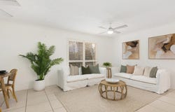 1/40 Little Norman Street, Southport, Qld 4215