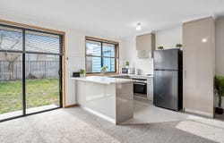 3/4 Tivoli Road, Old Beach, Tas 7017