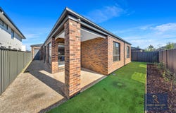 28 Yeoman street, Melton South, Vic 3338