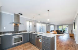 16 Musselbrook Trail, Ellenbrook, WA 6069