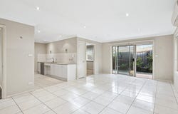 2/129 Great Western Highway, Blaxland, NSW 2774