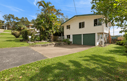 44 Anzac Street, Sarina, Qld 4737