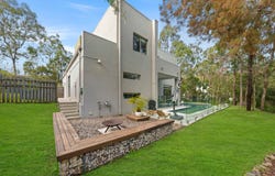 11 Ironbark Street, Carindale, Qld 4152