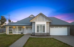 1 Kirkwood Street, Gisborne, Vic 3437