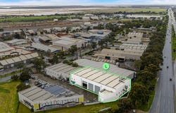 Units 1 & 2, 3A Newcastle Crescent, Cavan, SA 5094
