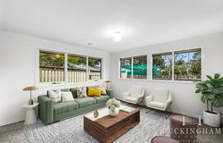 House 2/27 Grand Boulevard, Montmorency, Vic 3094