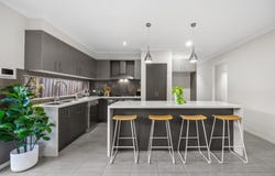 19 North Terrace, Taylors Hill, Vic 3037