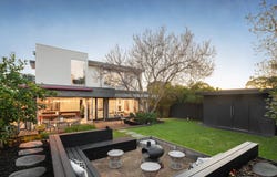 2 Clonard Avenue, Elsternwick, Vic 3185