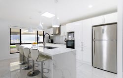 13 Zeller Crescent, Arundel, Qld 4214