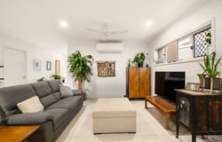63 Blackwood Road, Deagon, Qld 4017