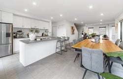 19 Hotelier Court, Skye, Vic 3977