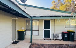 Unit 1,2 & 3/34 Axehead Rd, Roxby Downs, SA 5725