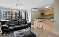 1103/8 Albert Avenue, Broadbeach, Qld 4218