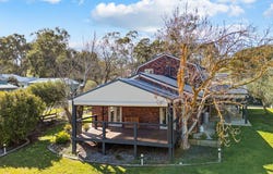 2 Schubert Drive, Hahndorf, SA 5245