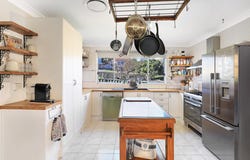 21 Gloria Crescent, Lake Heights, NSW 2502