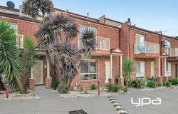 15/26 McKinley Drive, Roxburgh Park, Vic 3064